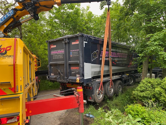 Takeldienst VDC Zware voertuigen
