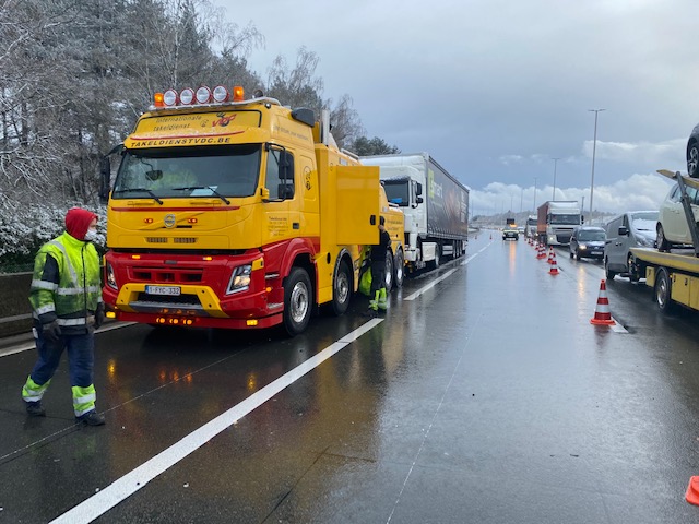 Takeldienst VDC Zware voertuigen
